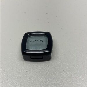 NYX Single Eyeshadow. ES89, Golden Sky